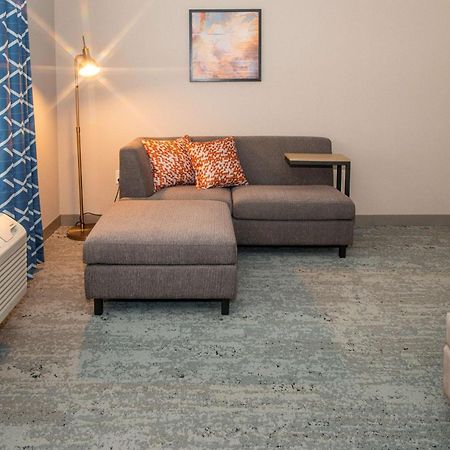 Hilton Garden Inn Mattoon, Il Экстерьер фото