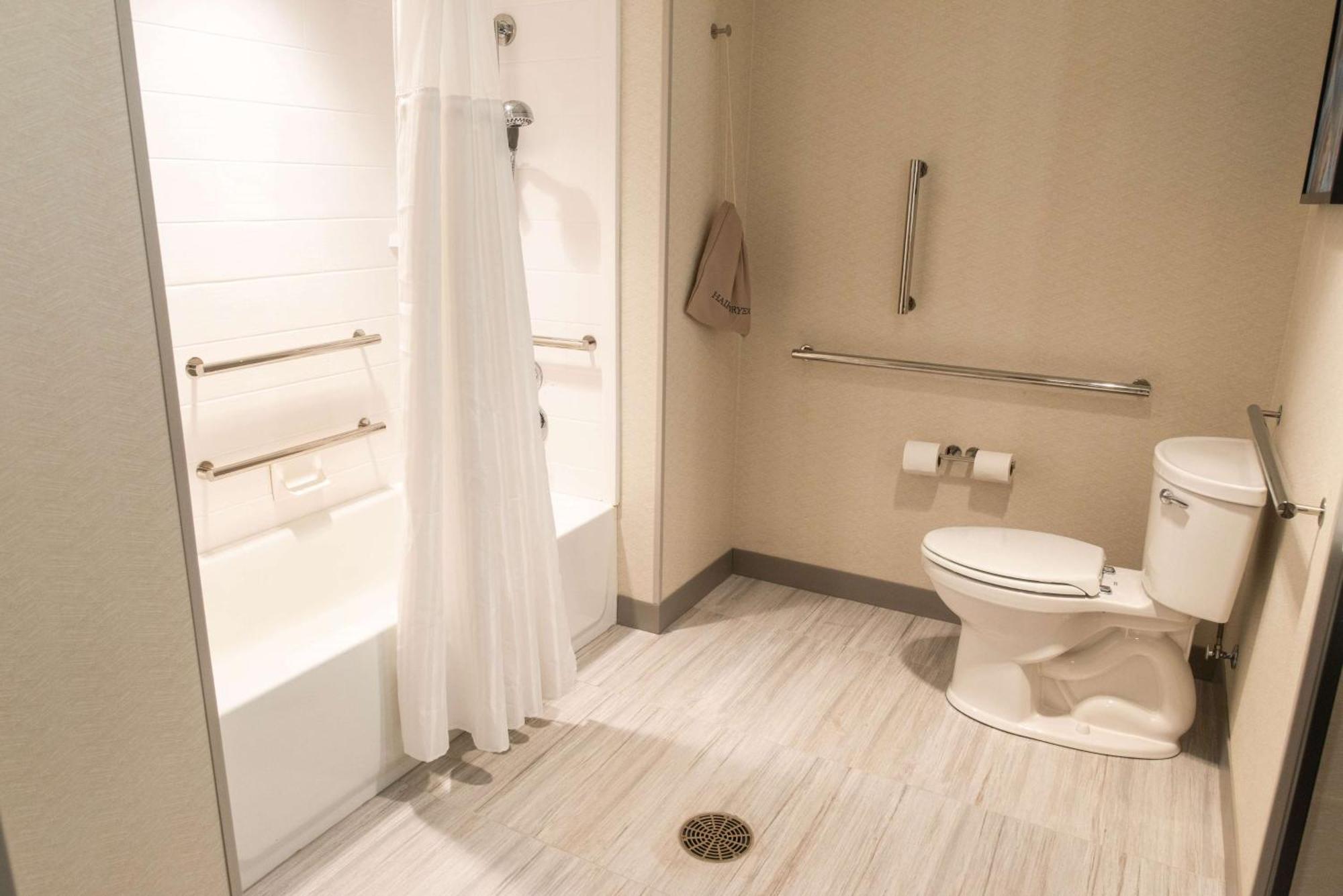 Hilton Garden Inn Mattoon, Il Экстерьер фото